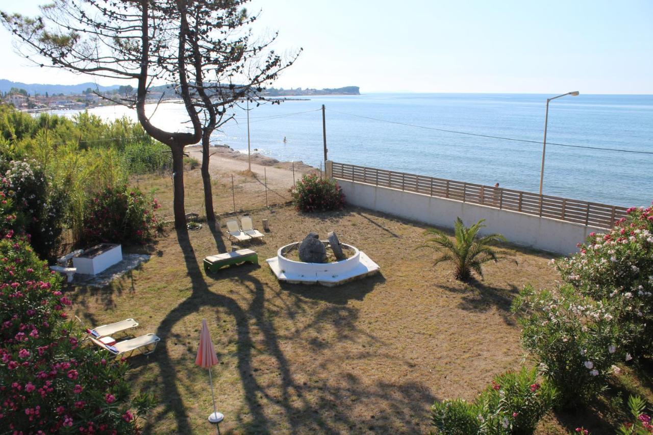 Anastazia'S Seaside Apartments Roda  Dış mekan fotoğraf